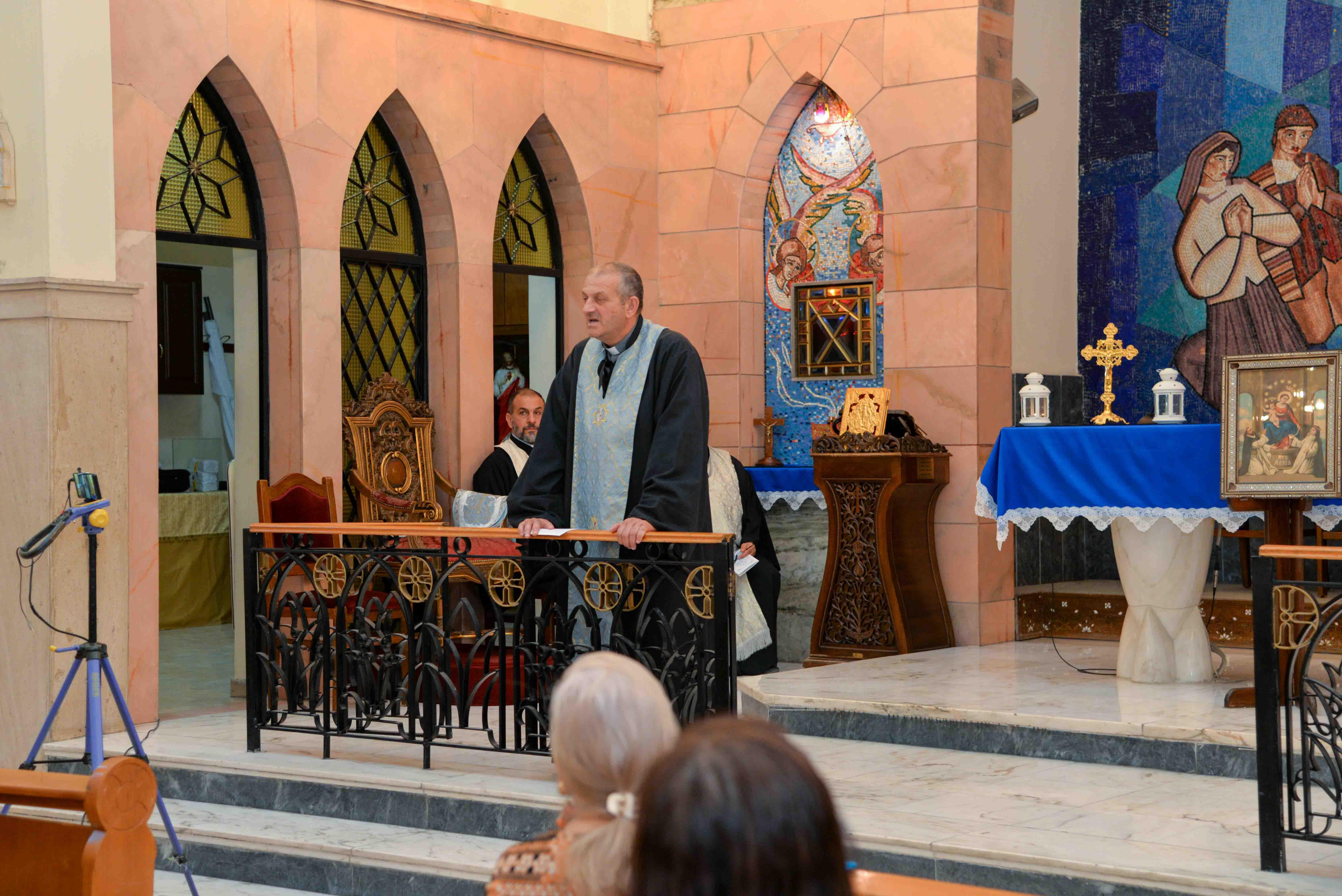 مشاركة الأب جاك مراد في الشهر المريمي-122